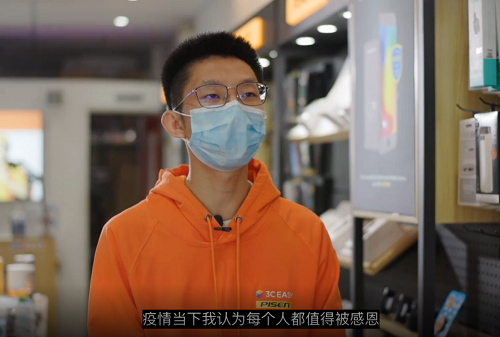 加拿大短片《华人抗疫记》走红，品胜3C EASY店主坚守岗位令人动容