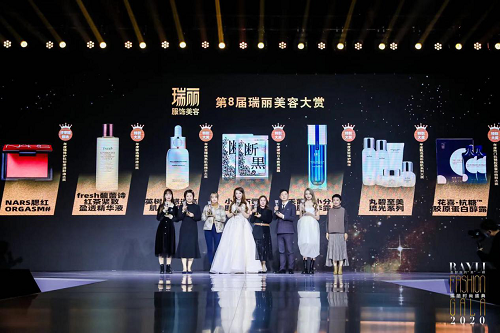 直击广州壹信传媒邀品牌方一同参加瑞丽颁奖盛典 气氛如火如荼