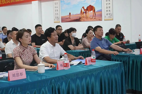 正文新疆可克达拉市人大常委会党组成员,副主任程相申出席会议并致辞